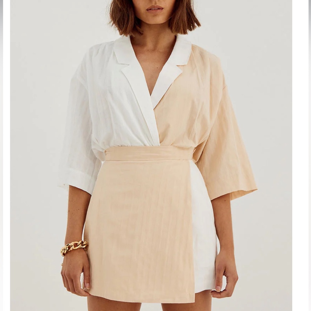NWOT Revolve Sovere Destine Mini Skirt